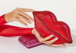 Hot Lips Red*Judith Leiber Online